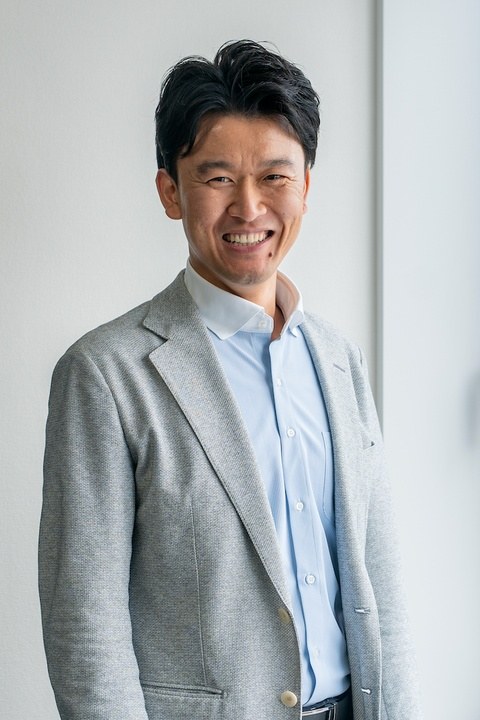 代表取締役 桜木笑語